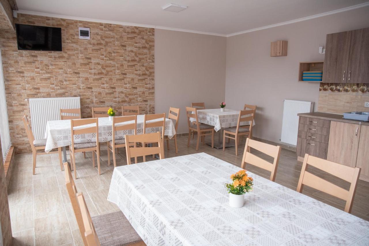 Benige Vendeghaz Hotel Demjen Ngoại thất bức ảnh