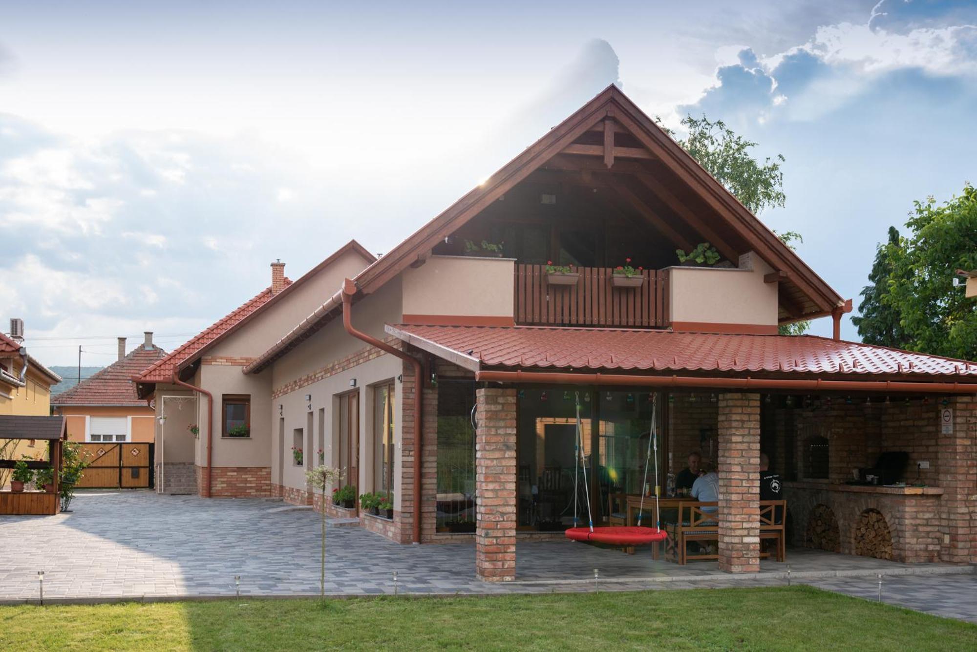Benige Vendeghaz Hotel Demjen Ngoại thất bức ảnh