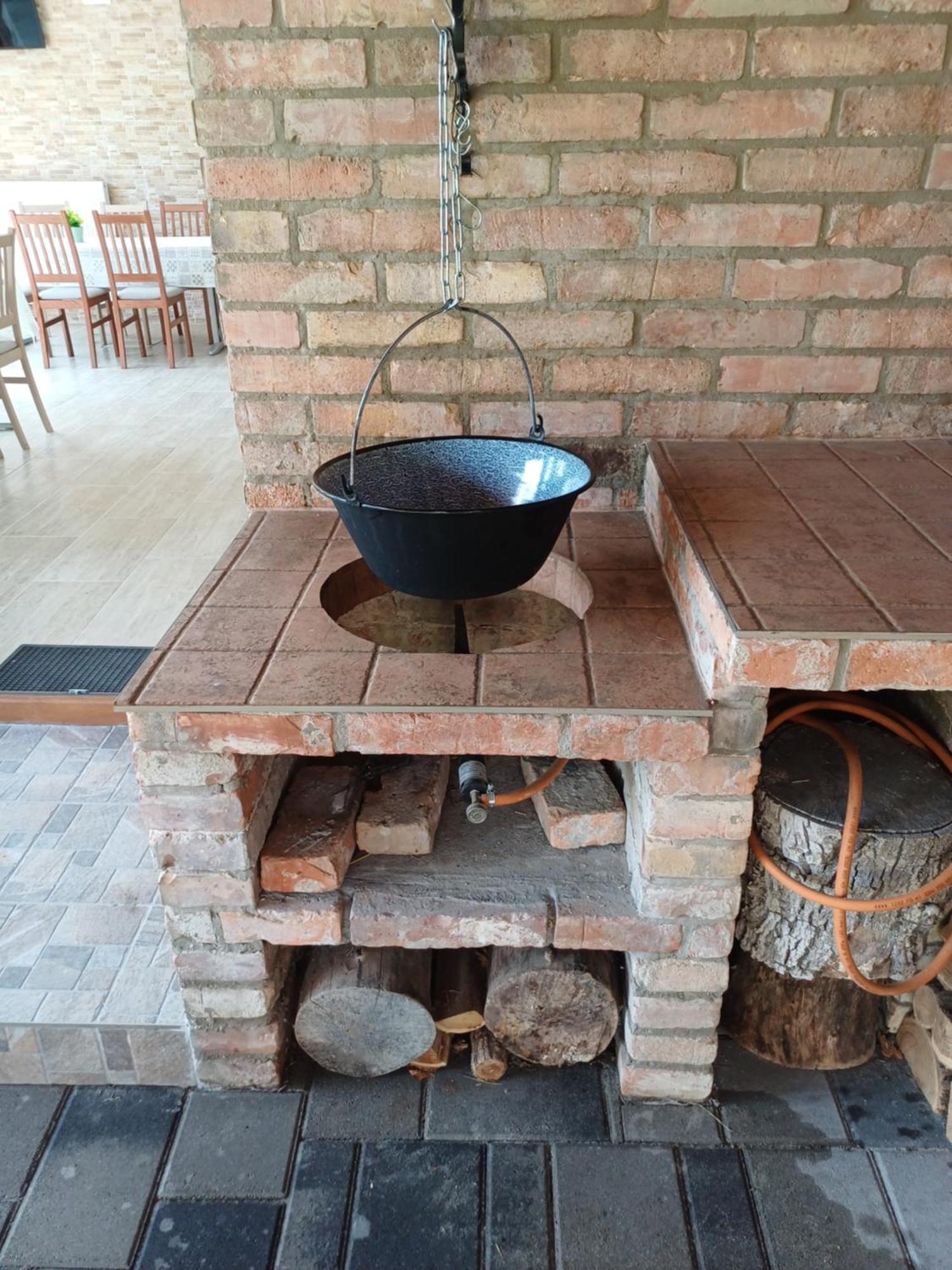 Benige Vendeghaz Hotel Demjen Ngoại thất bức ảnh